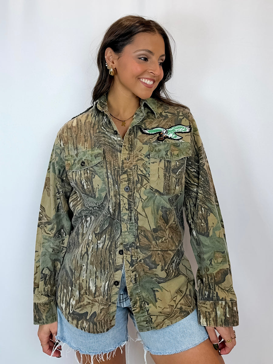 Medium camo Eagles Appliqué Button Down